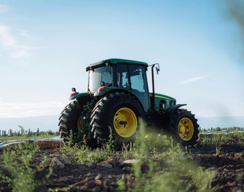 Tractor op het veld